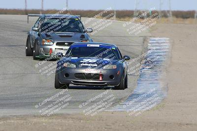 media/Nov-16-2024-CalClub SCCA (Sat) [[641f3b2761]]/Group 1/Race (Outside Grapevine)/